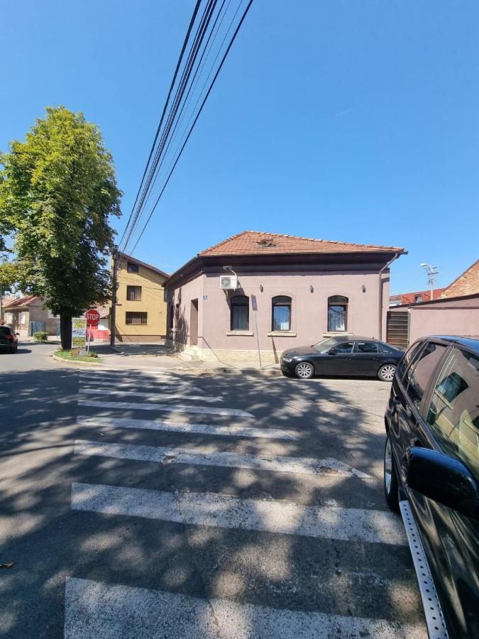 Laci Lak Premium Apartment Oradea Exterior photo